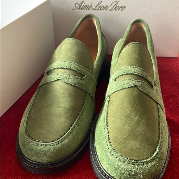 New Aimé Leon Dore suede loafers. - Picture 2 of 5
